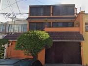 Casa en Venta en Colonia Jardín Balbuena, Venustiano...