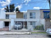 Casa en Venta en colonia Jardines del Sol, calle...