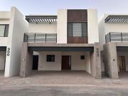 casa en venta en colonia vi?edos en Torre?n Coahuila