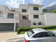 Casa en venta en Colonial de la Sierra en exelente...