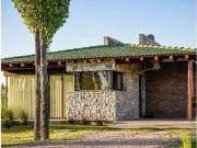 Casa en venta en complejo privado