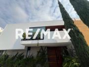 CASA EN VENTA EN CONDESA JURIQUILLA