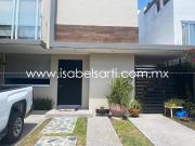 CASA EN VENTA EN CONDESA JURIQUILLA D787