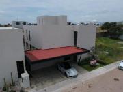 Casa en Venta en Condiminio Santa Oliva Campanario Norte