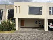 Casa en venta en condominio