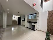 Casa en Venta en Condominio, Barrio El Refugio, Sur de Cali