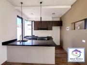 Casa en Venta en Condominio Con Alberca, Centro...