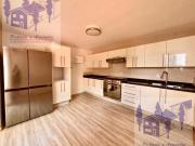 Casa en venta en Condominio con alberca en Lomas de la...