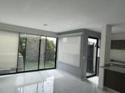 Casa en venta en condominio dentro de El Refugio Querétaro