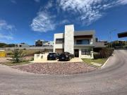Casa en venta en condominio en Altozano Querétaro