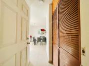 Casa en venta en condominio en Lomas de Cortes