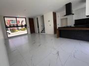 CASA EN VENTA EN CONDOMINIO EN RESIDENCIAL SAN ISIDRO,...