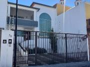 Casa en Venta en Condominio Milenio III con Recámara en PB