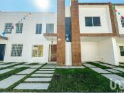 Casa en Venta en Condominio Privado Centro, San Juan del...
