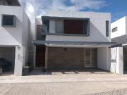 CASA EN VENTA EN CONDOMINIO RESIDENCIAL PUNTA DORADA AL...