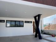 CASA EN VENTA EN CONDOMINIO ST. ANGELO AL NORPONIENTE DE...