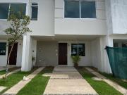 CASA EN VENTA EN CONDOMINIO TÉSISTAN COUNTRY