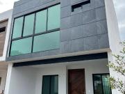 CASA EN VENTA EN CONDOMINIO VITANA, ALTAVISTA...