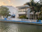 Venta Casa Conjunto Cerrado Frente al Mar Pozos...