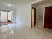 Casa en venta en conjunto residencial Barrio Las...