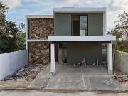 CASA EN VENTA EN CONKAL CON ALBERCA Y 3 HABITACIONES, MERIDA