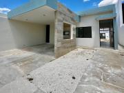 CASA EN VENTA EN CONKAL, PRIVADA NADIRA UNA SOLA PLANTA...