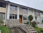 Casa en Venta en Conocoto