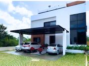 Casa en venta en Contry club Cancún Q. Roo