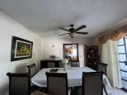 CASA EN VENTA EN CONTRY LA ESCONDIDA