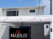 Casa en venta en Contry la Silla, Cancún, Nuevo León