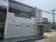 Casa en venta en Contry la Silla, Guadalupe, Nuevo León