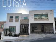 CASA EN VENTA EN CONTRY SOL