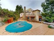 Casa en venta en Corbera de Llobregat. Casa unifamiliar...