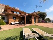 Casa en venta en Corbera de Llobregat. Gran calidad de...