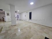 Casa en Venta en Coro Falcón 200 m2. 5 hab