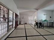Casa en Venta en Coro Falcón 300 m2. 11 hab