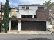 Casa en Venta en Cortijo del Rio, Monterrey, Nuevo León