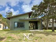 Casa en venta en Costa del Este, 4 ambientes, A...