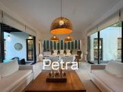 Casa en Venta en Costa Esmeralda. 4 Habitaciones y Gas...