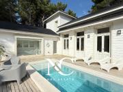 Casa en venta en Costa Esmeralda Estilo único fondo al...