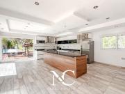 Casa en Venta en Costa Esmeralda gas natural y cochera