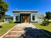 CASA EN VENTA EN COSTA ESMERALDA GOLF II 622