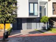 Oportunidad casa en venta en coto Acanthia en Solares...