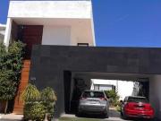 CASA EN VENTA EN COTO CANTERAS DE SAN AGUSTIN AL...