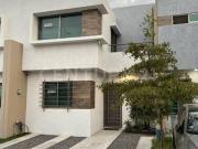 Casa en Venta en Coto Arezzo, Tlaquepaque