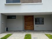 Casa en venta en coto con casa club en Solares Zapopan