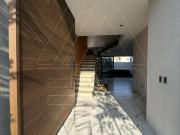 CASA EN VENTA EN COTO EL BAJIO HABITAT