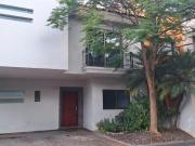 Casa en Venta en Coto Hacienta Residencial, a 100m2 de...
