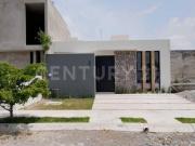 Casa en venta en Coto Privado San Nicolas, La capacha,...