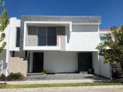 CASA EN VENTA EN COTO SAN NICOLAS